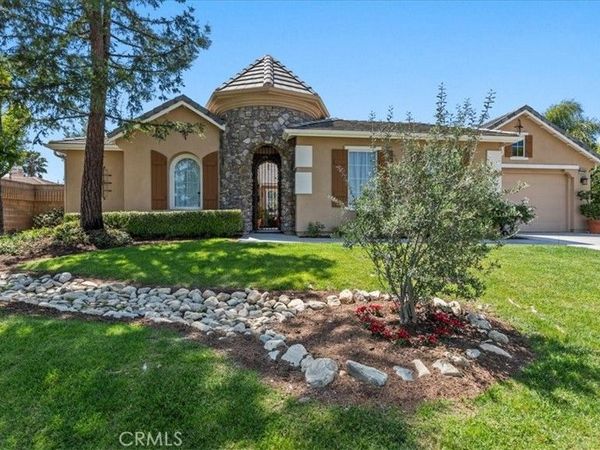 1831 N Redding Way, Upland, CA 91784