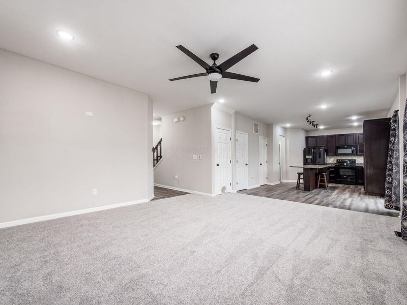 4 May Avenue, Ashville, OH 43103 Photo 11