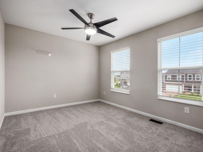 4 May Avenue, Ashville, OH 43103 Photo 21