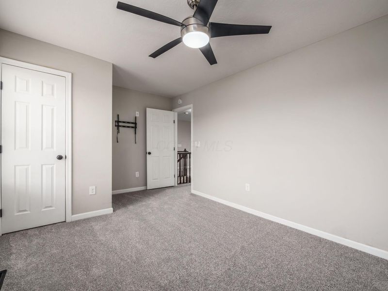 4 May Avenue, Ashville, OH 43103 Photo 23