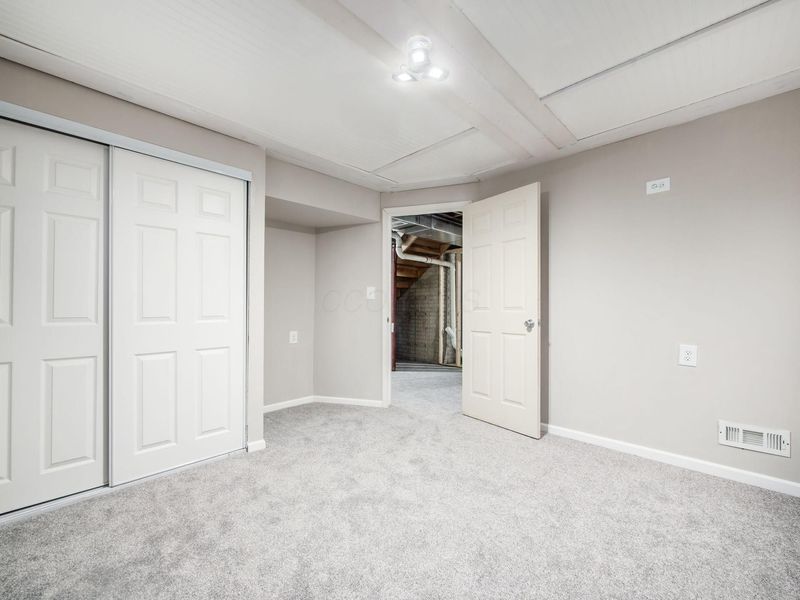 4 May Avenue, Ashville, OH 43103 Photo 40