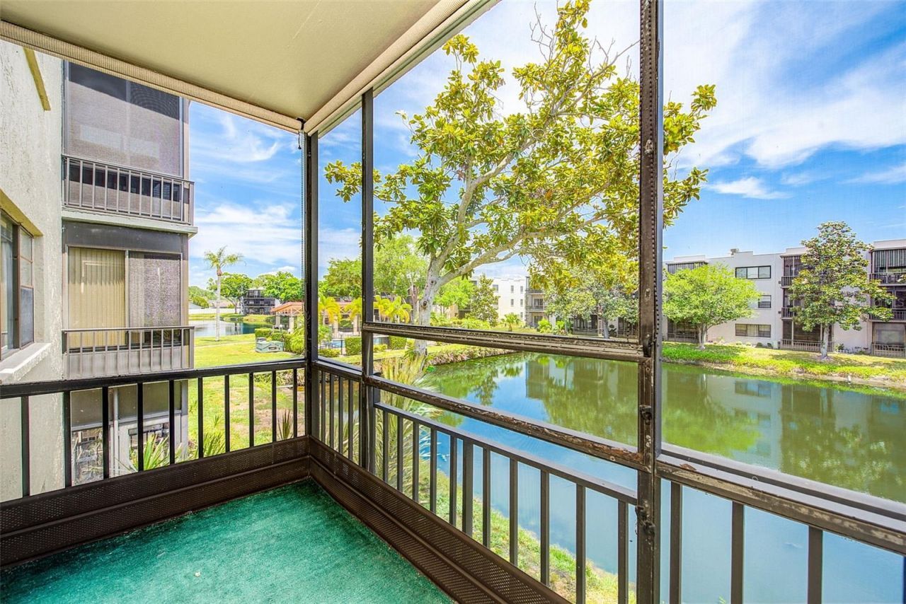 7951 58th Avenue N, Unit 208, Saint Petersburg, FL 33709 Photo