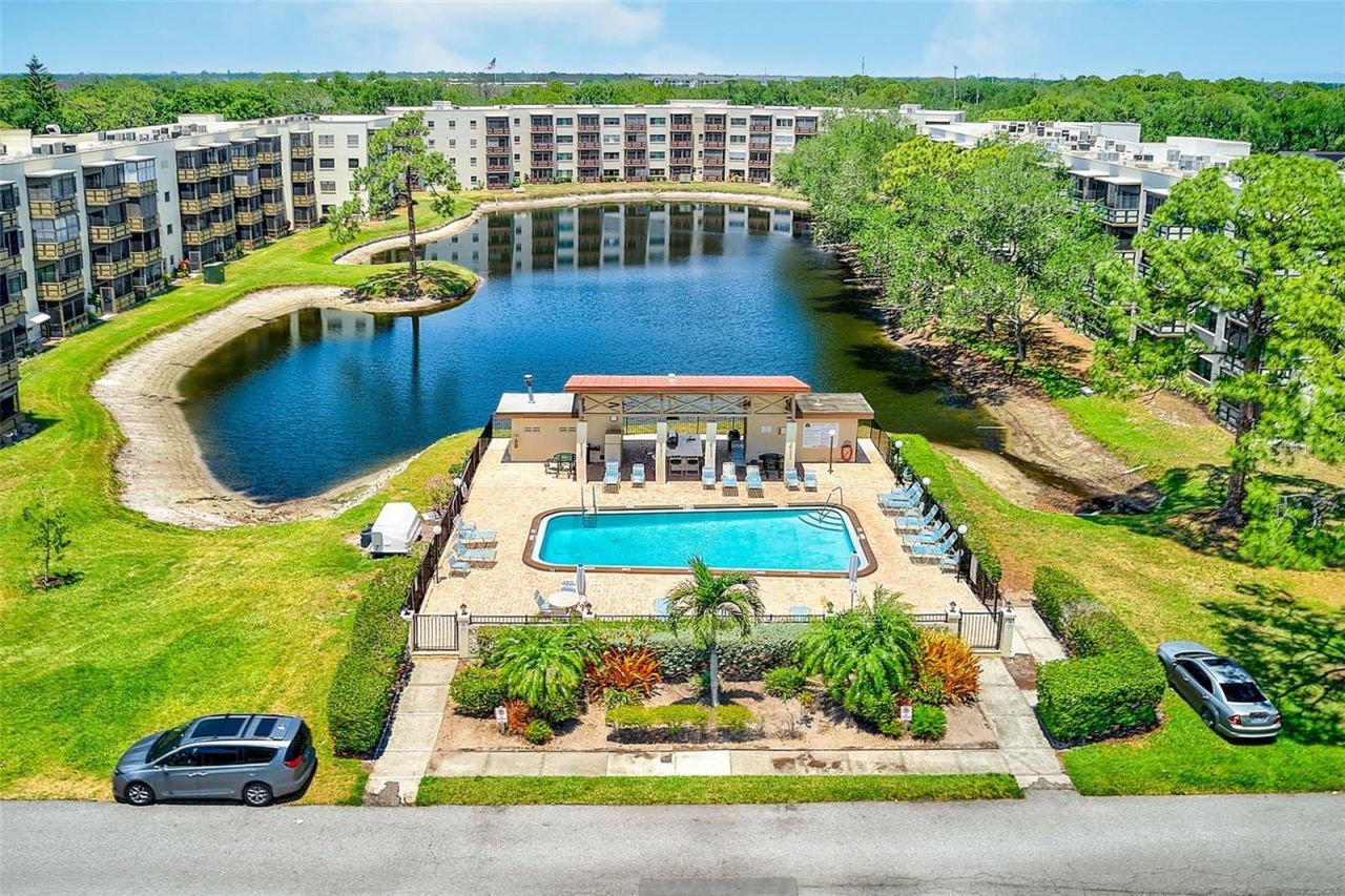 7951 58th Avenue N, Unit 208, Saint Petersburg, FL 33709 Photo