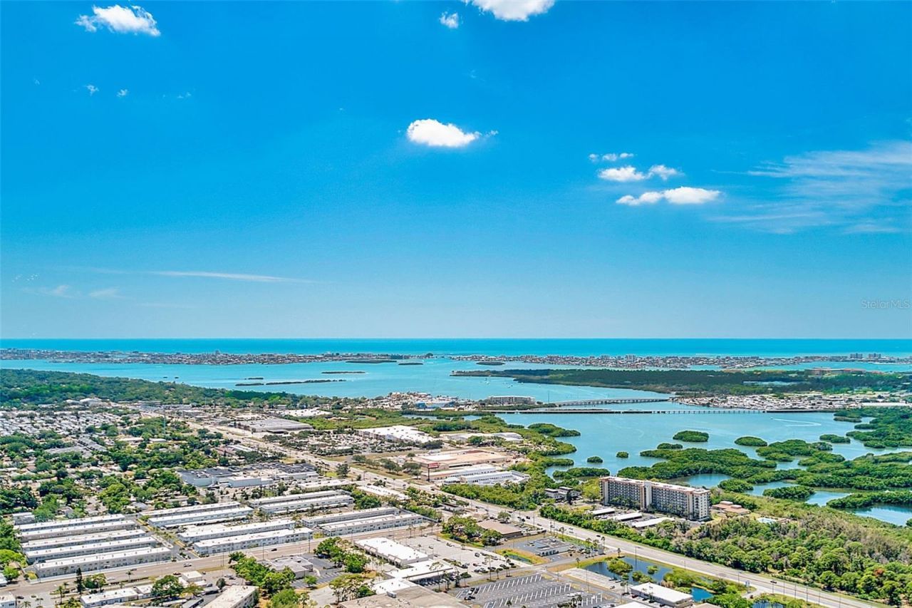7951 58th Avenue N, Unit 208, Saint Petersburg, FL 33709 Photo