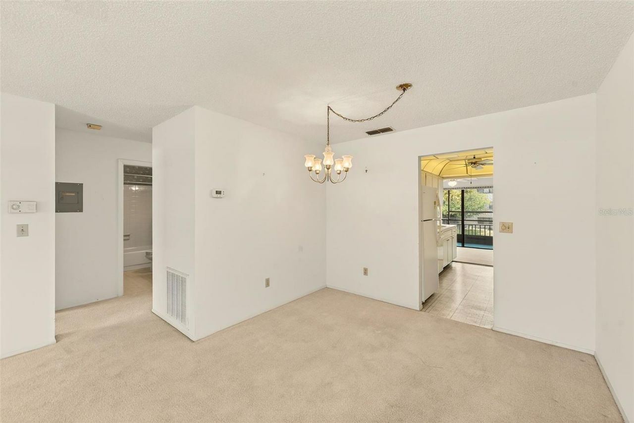 7951 58th Avenue N, Unit 208, Saint Petersburg, FL 33709 Photo