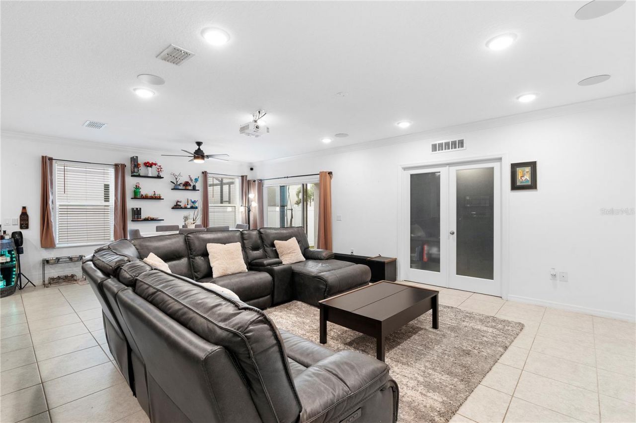 164 E Fiesta Key Loop , Deland, FL 32720 Photo
