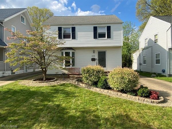 355 E Dresden Avenue , Akron, OH 44301