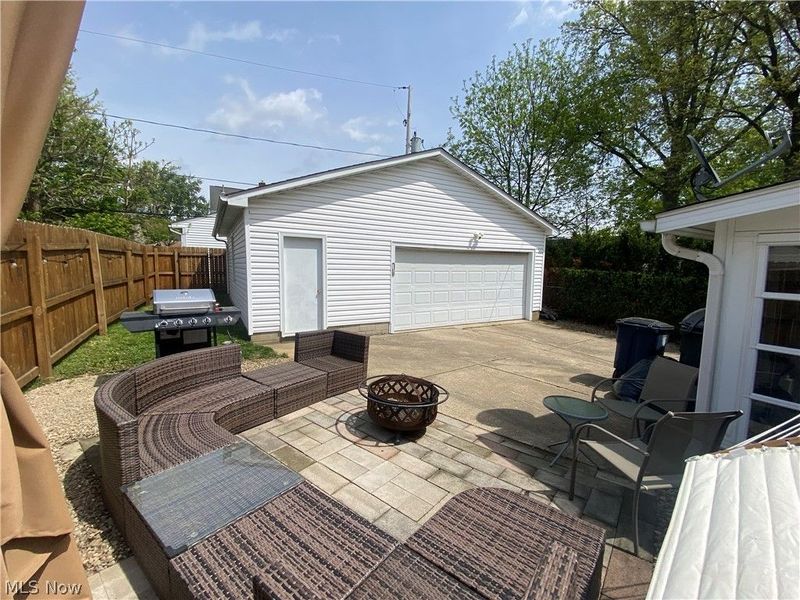 355 E Dresden Avenue, Akron, OH 44301 Photo 20