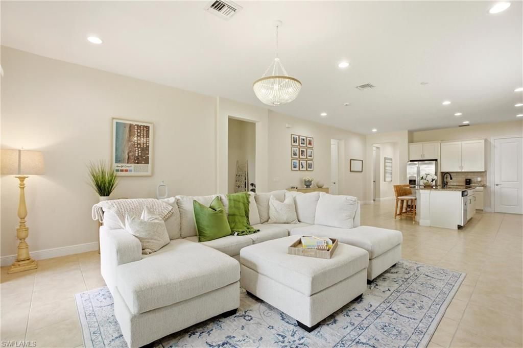 10604 Essex Square Blvd, Fort Myers, FL 33913 Photo