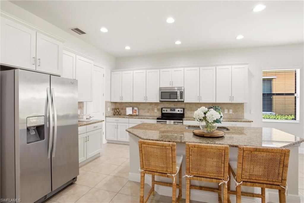 10604 Essex Square Blvd, Fort Myers, FL 33913 Photo