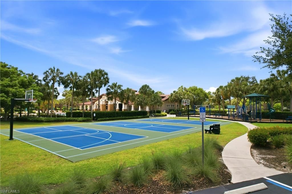 10604 Essex Square Blvd, Fort Myers, FL 33913 Photo