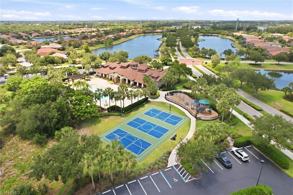 10604 Essex Square Blvd, Fort Myers, FL 33913 Photo