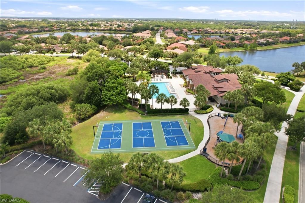 10604 Essex Square Blvd, Fort Myers, FL 33913 Photo