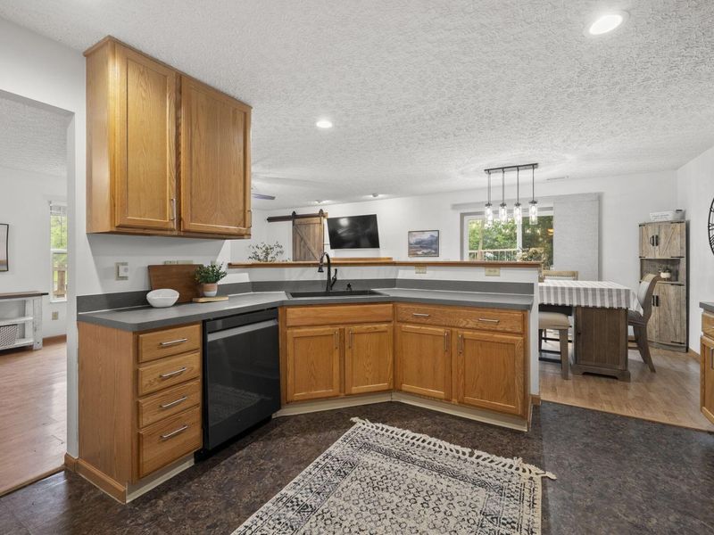 3424 Omega Drive, Columbus, OH 43231 Photo 11