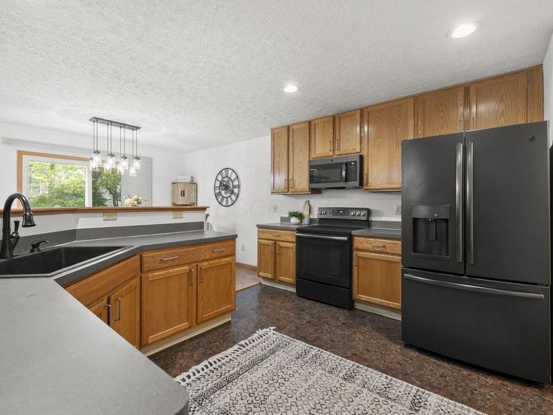 3424 Omega Drive, Columbus, OH 43231 Photo 12