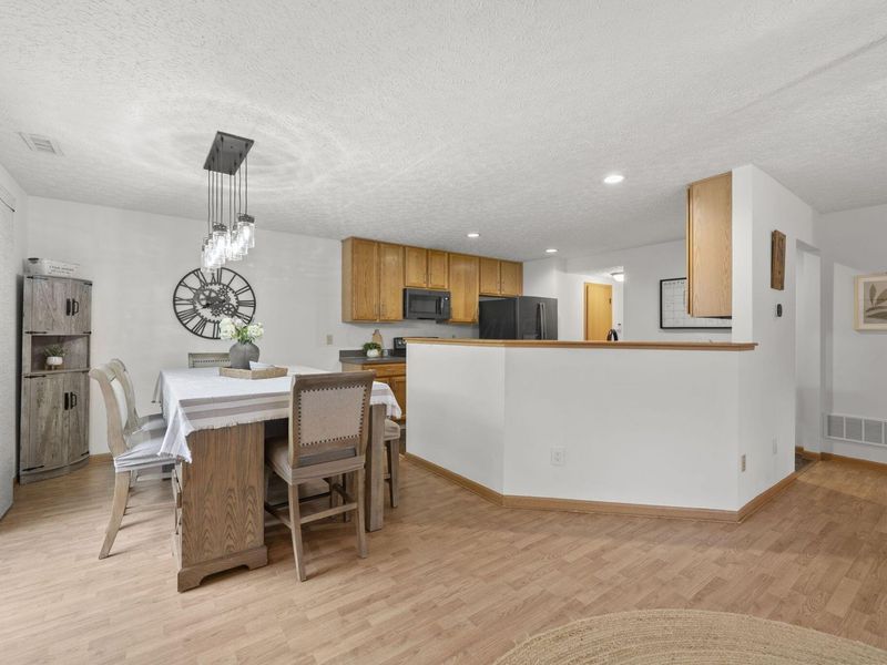 3424 Omega Drive, Columbus, OH 43231 Photo 7