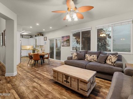 998 S University Park Loop, Reno, NV 89512 Photo