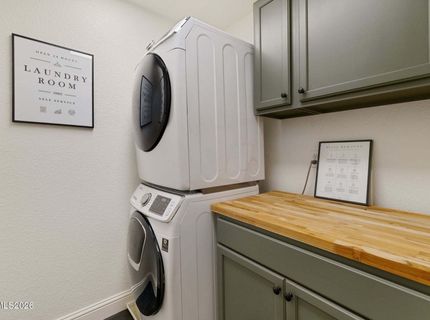 998 S University Park Loop, Reno, NV 89512 Photo