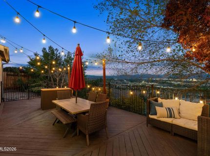 998 S University Park Loop, Reno, NV 89512 Photo