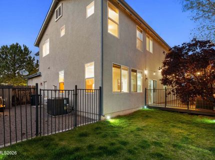 998 S University Park Loop, Reno, NV 89512 Photo