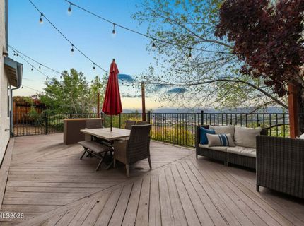 998 S University Park Loop, Reno, NV 89512 Photo