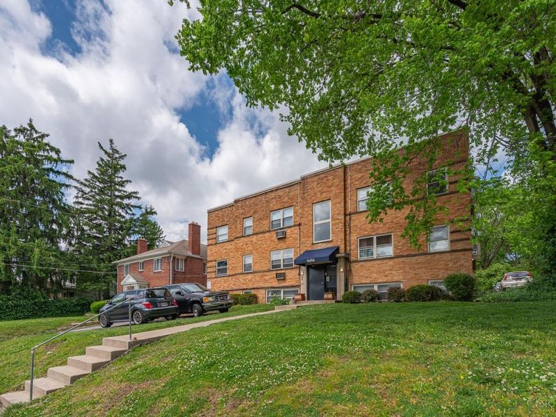 6469 Montgomery Road, Cincinnati, OH 45213 Photo 2