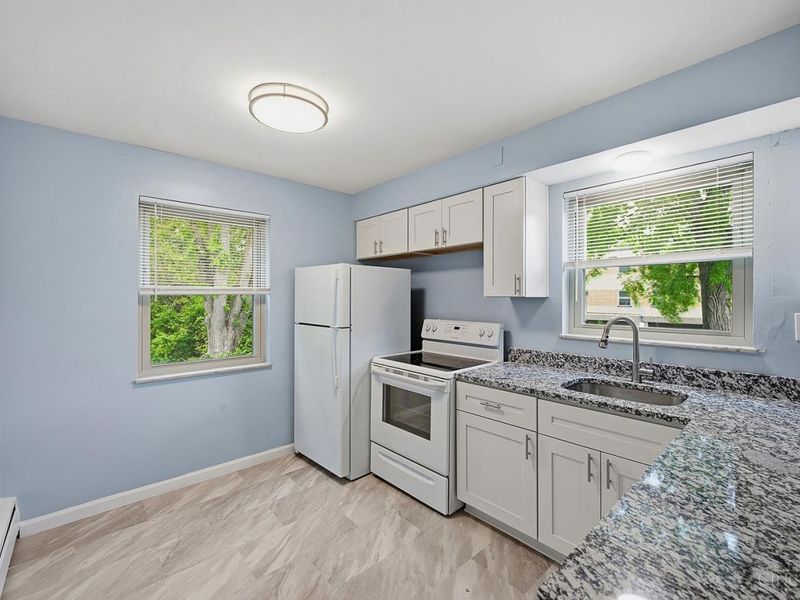 6469 Montgomery Road, Cincinnati, OH 45213 Photo 4