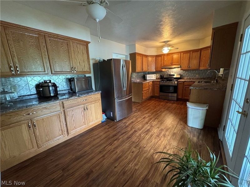 106 Oakview Drive, Marietta, OH 45750 Photo 3