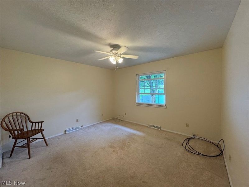 106 Oakview Drive, Marietta, OH 45750 Photo 32