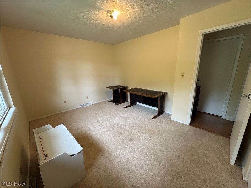 106 Oakview Drive, Marietta, OH 45750 Photo 9