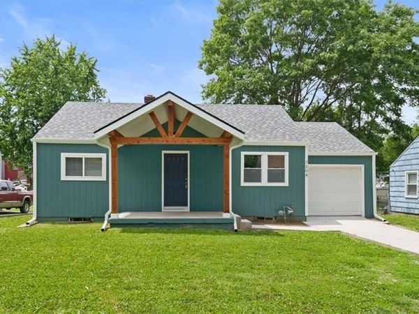 7204 Forest Avenue, Kansas City, MO 64131