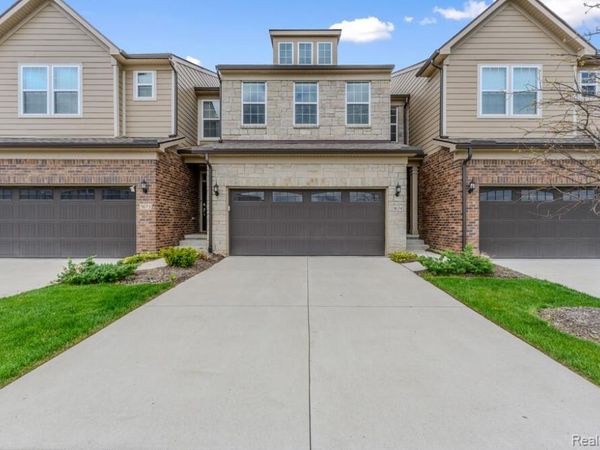 1674 Addison Circle, Commerce Twp, MI 48390