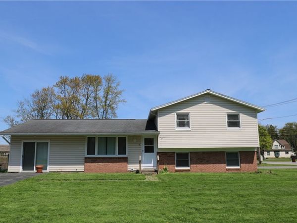 4 Mercury Drive, Rochester, NY 14624