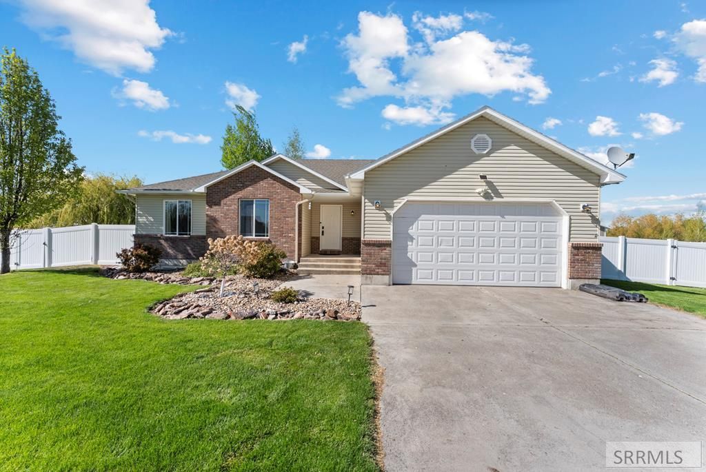 3987 E 170 N, Rigby, ID 83442 Main Photo