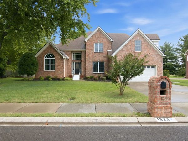 1823 Azure Way, Murfreesboro, TN 37128