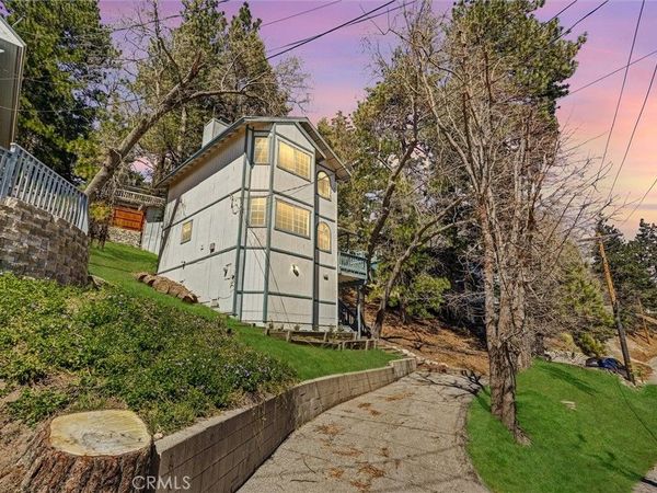 31920 Pine Cone Drive, Running Springs, CA 92382