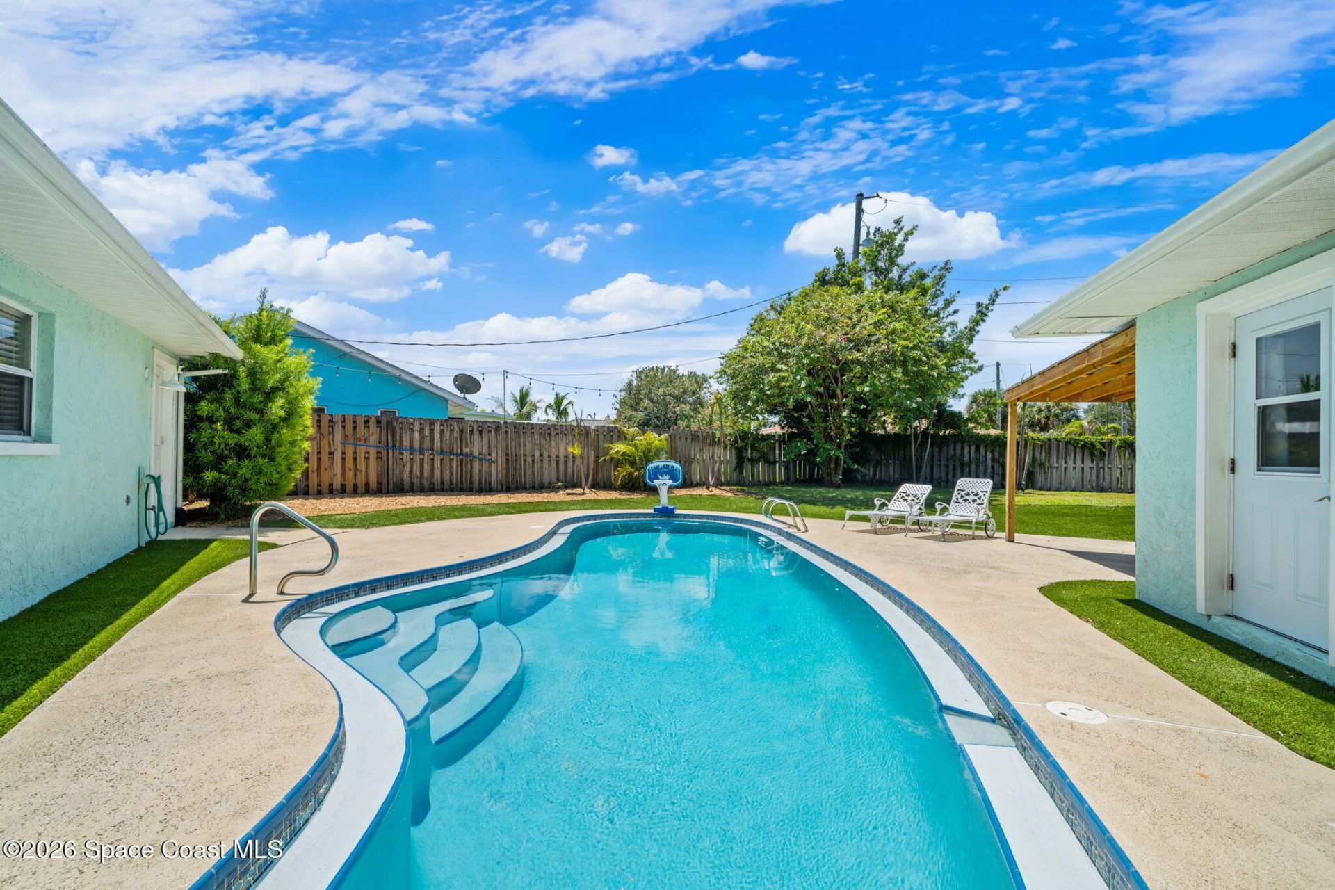 232 Circle Drive, Cape Canaveral, FL 32920 Photo