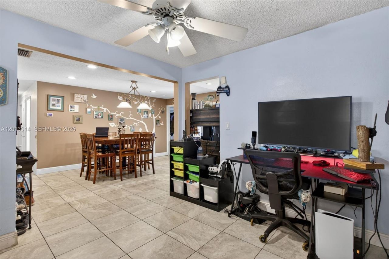 8505 NW 29th Dr, Coral Springs, FL 33065 Photo