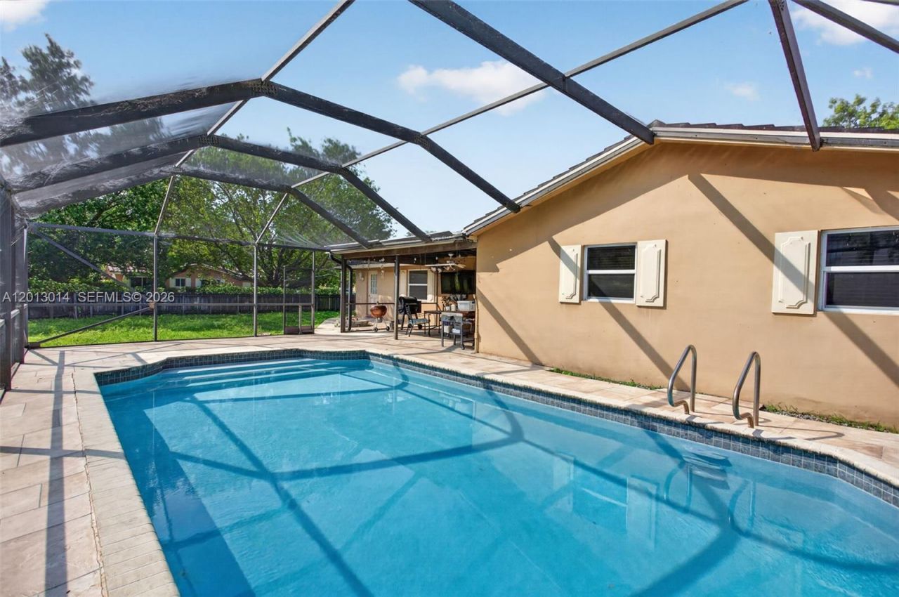 8505 NW 29th Dr, Coral Springs, FL 33065 Photo