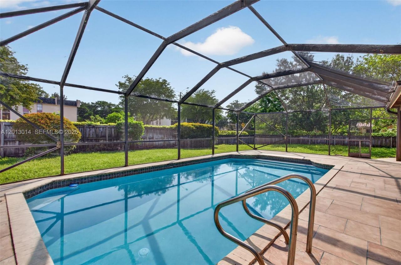 8505 NW 29th Dr, Coral Springs, FL 33065 Photo