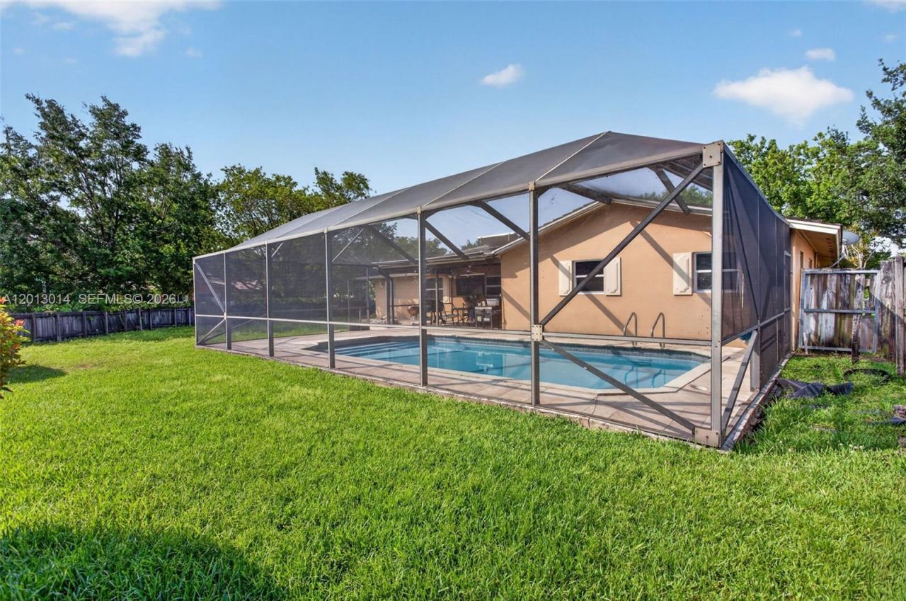 8505 NW 29th Dr, Coral Springs, FL 33065 Photo