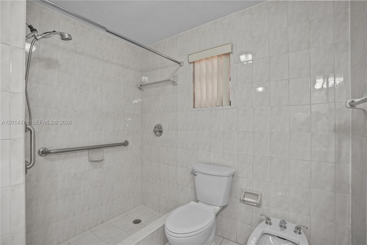 9930 SW 40th Ter , Miami, FL 33165 Photo