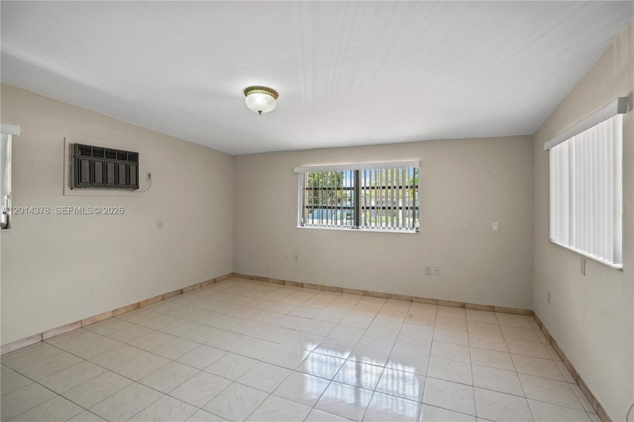9930 SW 40th Ter , Miami, FL 33165 Photo
