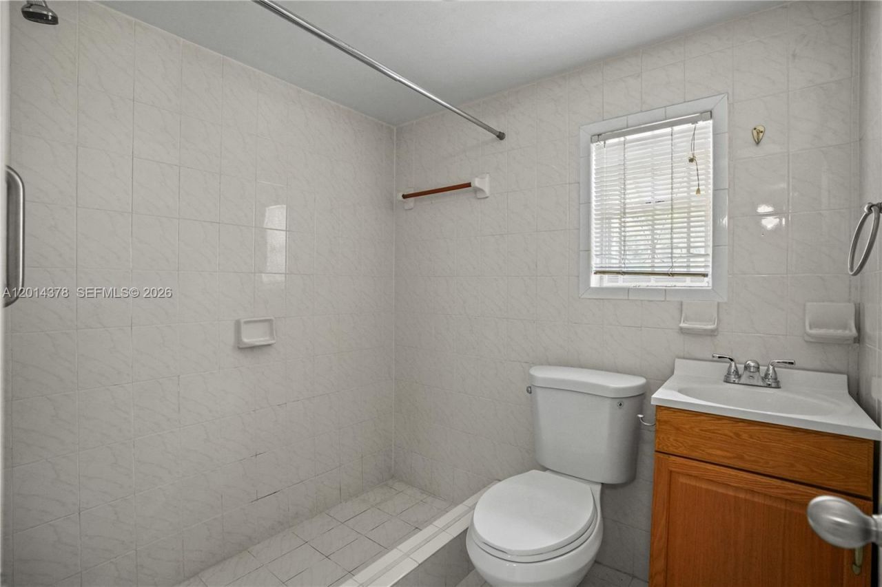 9930 SW 40th Ter , Miami, FL 33165 Photo