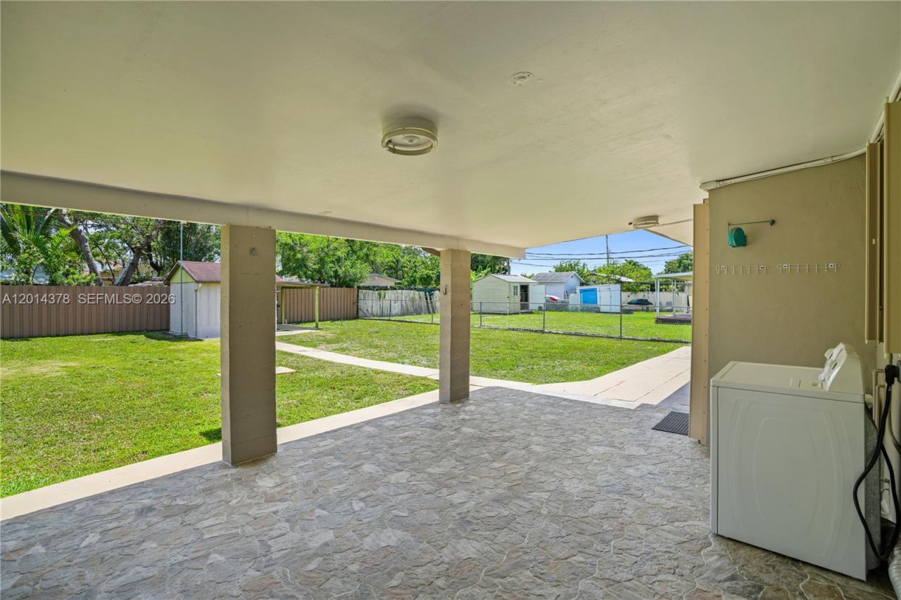 9930 SW 40th Ter , Miami, FL 33165 Photo