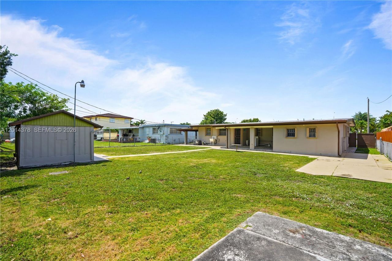 9930 SW 40th Ter , Miami, FL 33165 Photo
