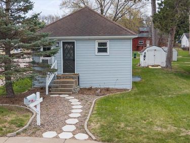 132 2nd Street NE, Crosby, MN 56441