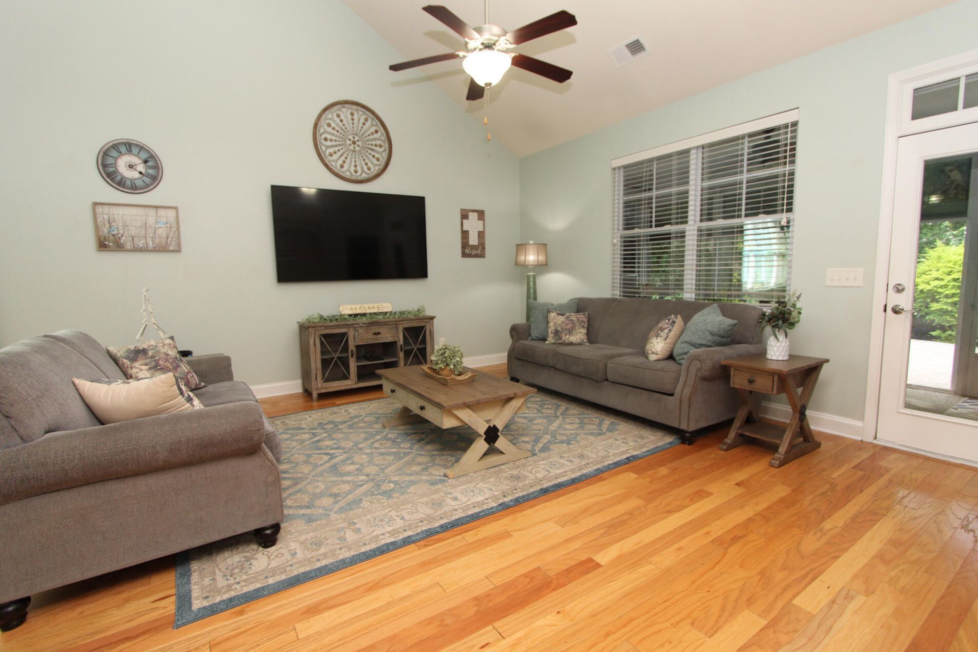 2606 Lohr Drive Photo 16