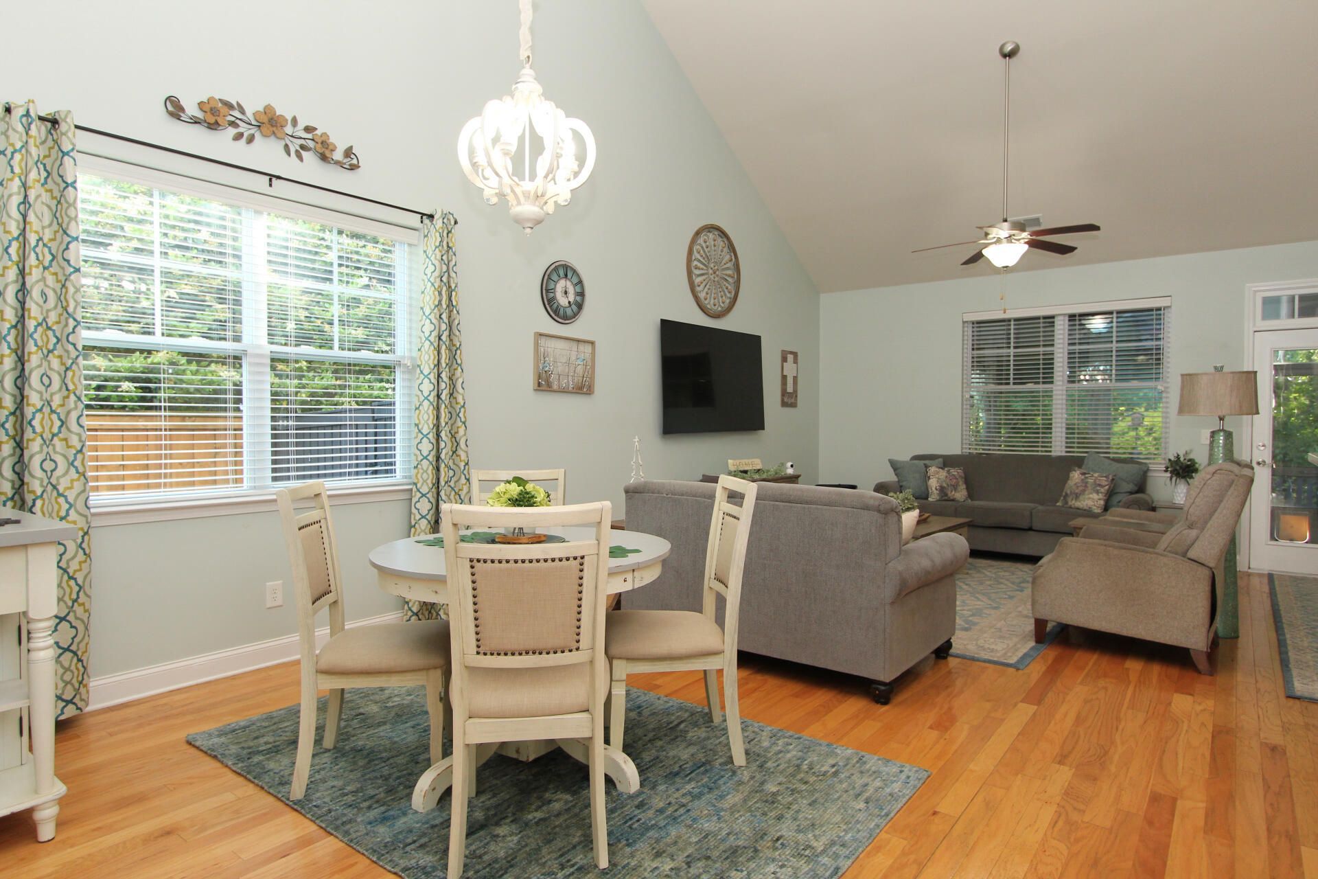 2606 Lohr Drive Photo 19
