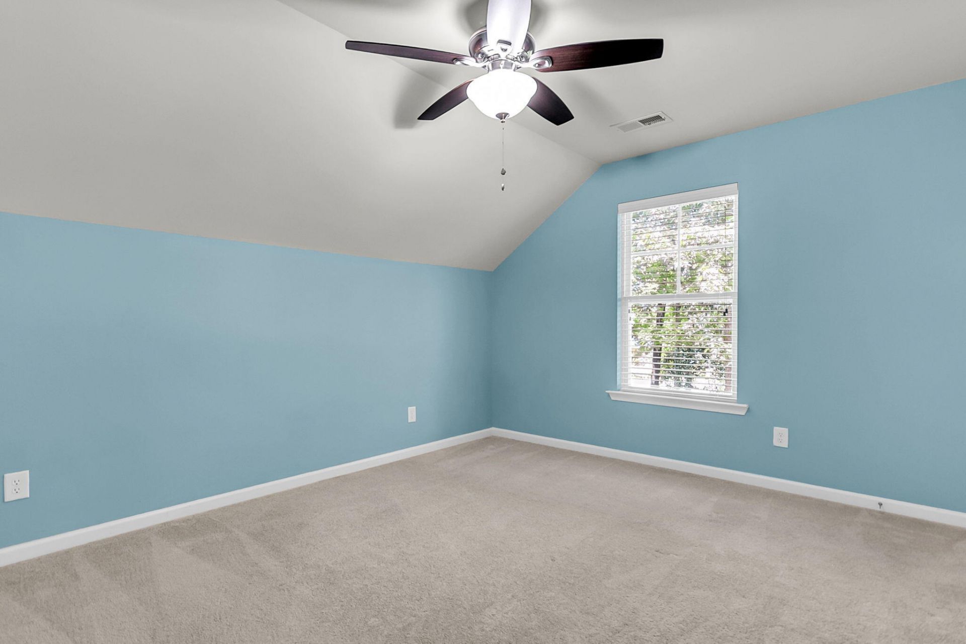 2606 Lohr Drive Photo 35